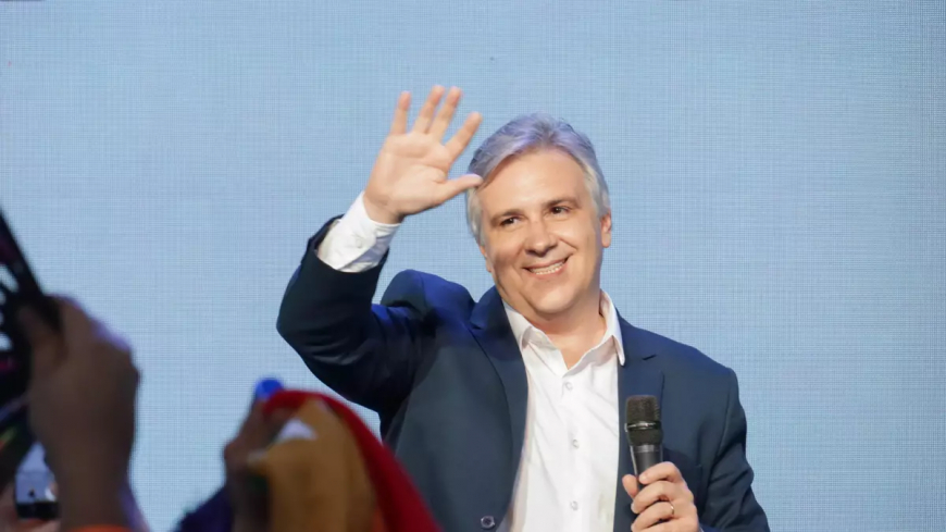 Llaryora, Córdoba y las encuestas: cuando las redes no creen en los resultados